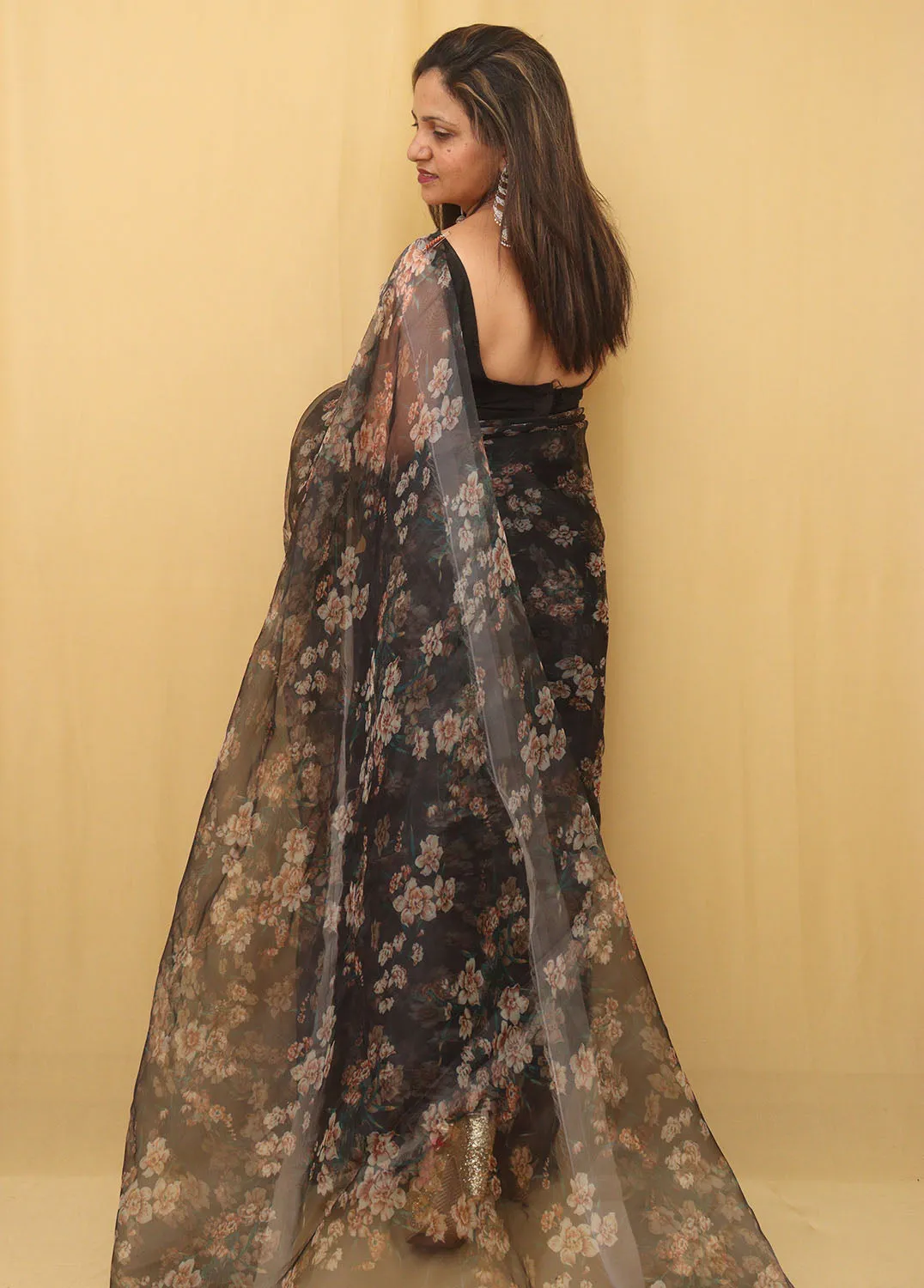 Floral Bliss: Black Organza Silk Saree with Digital Print