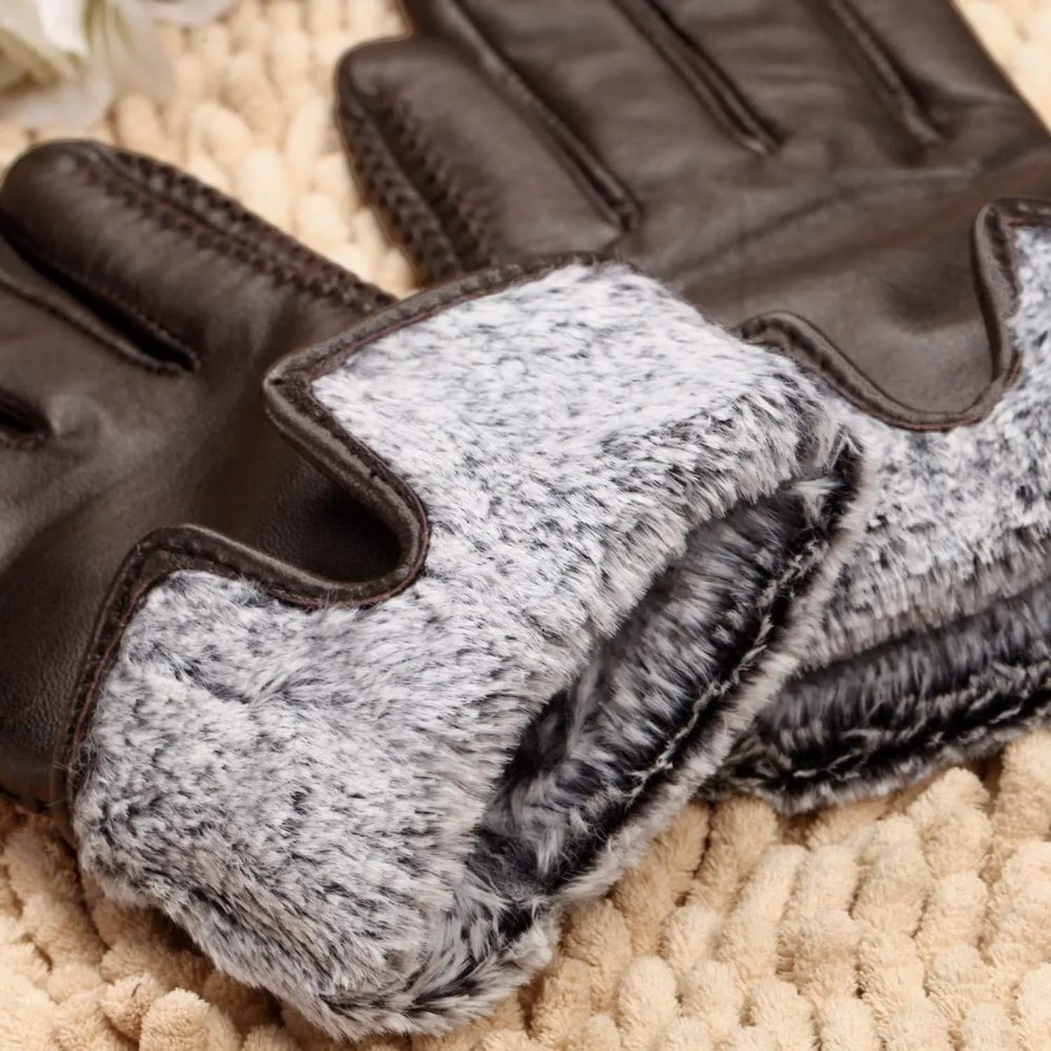 Leather Gloves for Women Winter, Touchscreen Gloves for Cold Weather with Warm Lining