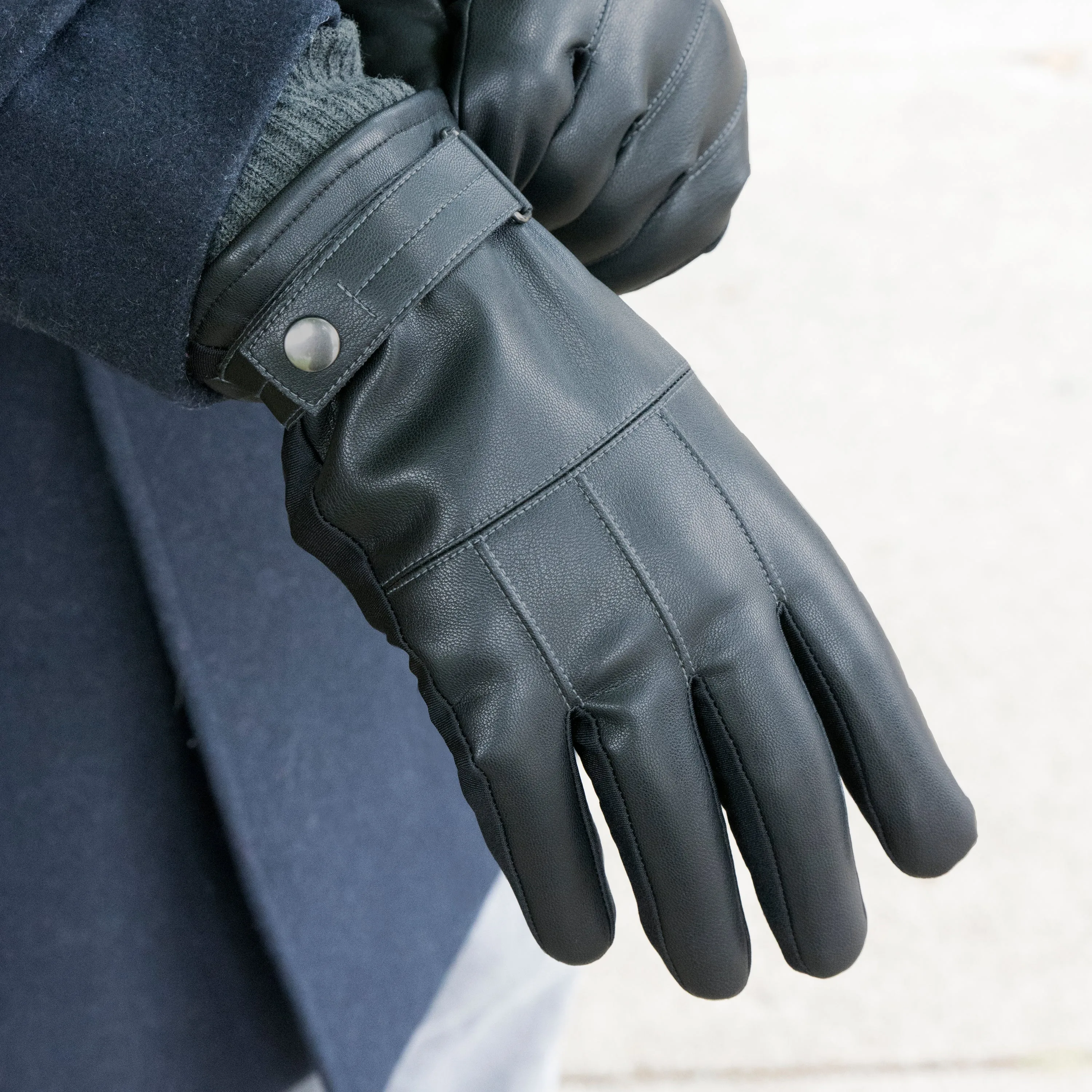 Men's SleekHeat Faux Leather Nappa Gloves with smarTouch®
