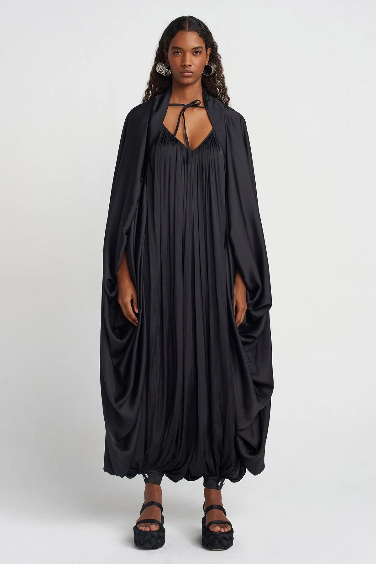 Nu Cape Jacket Black