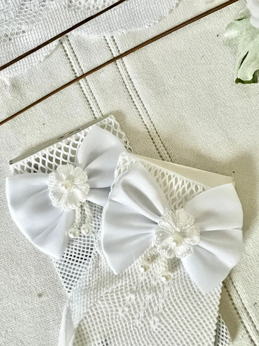White Netted Gloves with Satin Bow